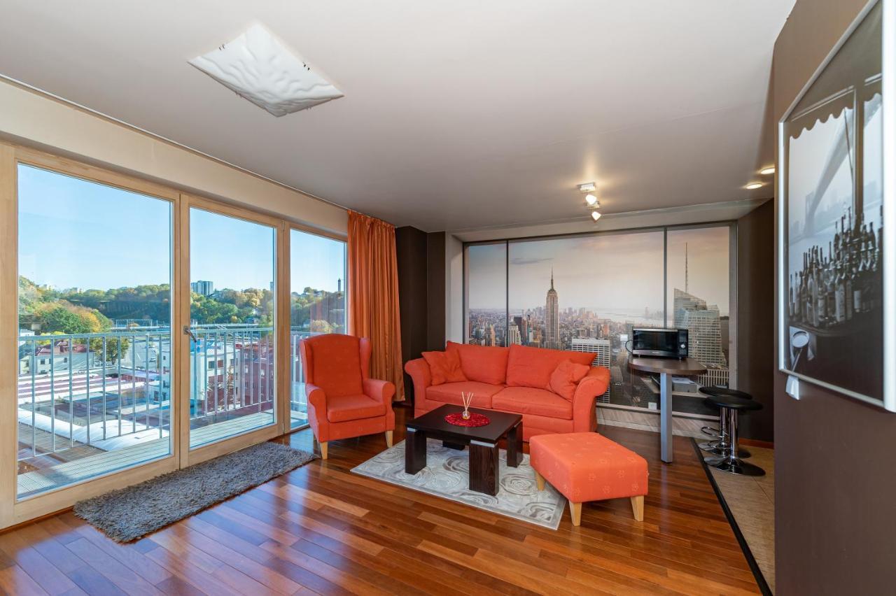 Panoramic City Centre Apartment By Polo Apartments Kaunas Dış mekan fotoğraf